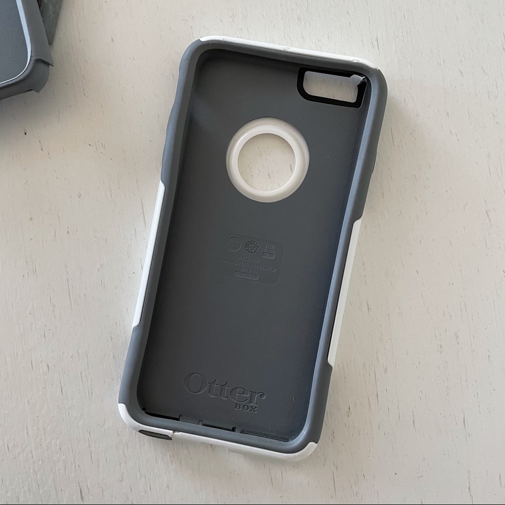 OtterBox Case Set - Picture 6 of 14